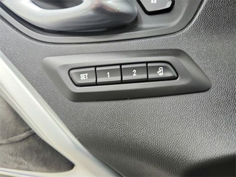 Used 2018 Chevrolet Camaro SS image 21