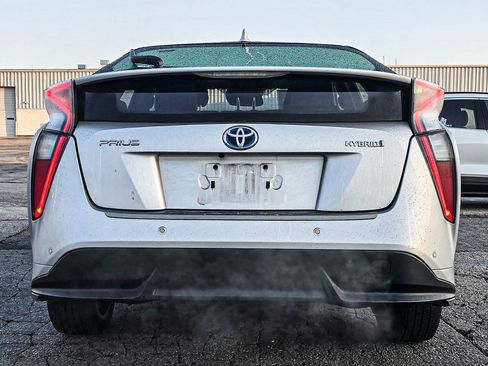 Used 2017 Toyota Prius Four Touring w/ Protection Package image 5