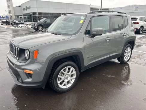 Used 2021 Jeep Renegade Latitude w/ Convenience Group image 1