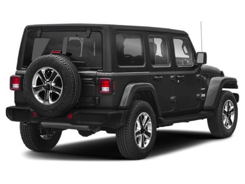 Used 2019 Jeep Wrangler Unlimited Sahara w/ Safety Group AWD/4WD image 2