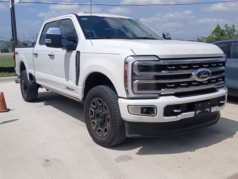 Used 2024 Ford F250 Platinum AWD/4WD image 5