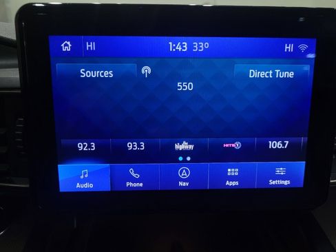 Used 2020 Ford Explorer XLT w/ Equipment Group 202A image 25