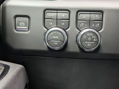 New 2026 GMC Sierra 2500 AT4 w/ AT4 Premium Plus Package image 22