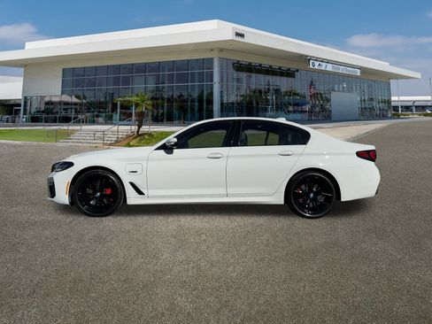 Certified 2023 BMW 530e w/ M Sport Package image 6