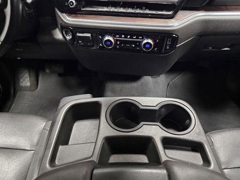 Used 2024 GMC Sierra 2500 SLT image 21