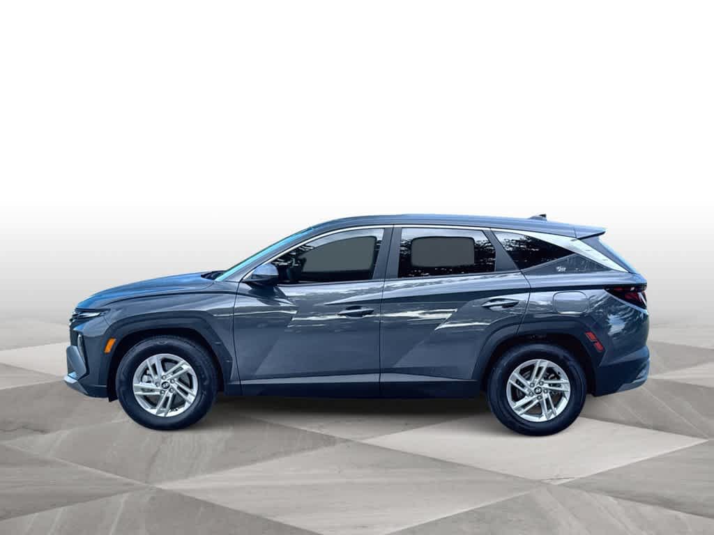 Used 2025 Hyundai Tucson SE FWD image 5