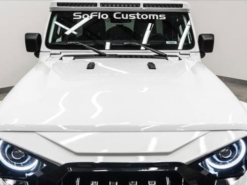 Used 2024 Jeep Wrangler Unlimited Sahara image 41