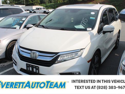 Used 2019 Honda Odyssey Touring image 1