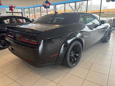 Used 2023 Dodge Challenger SRT Hellcat image 7