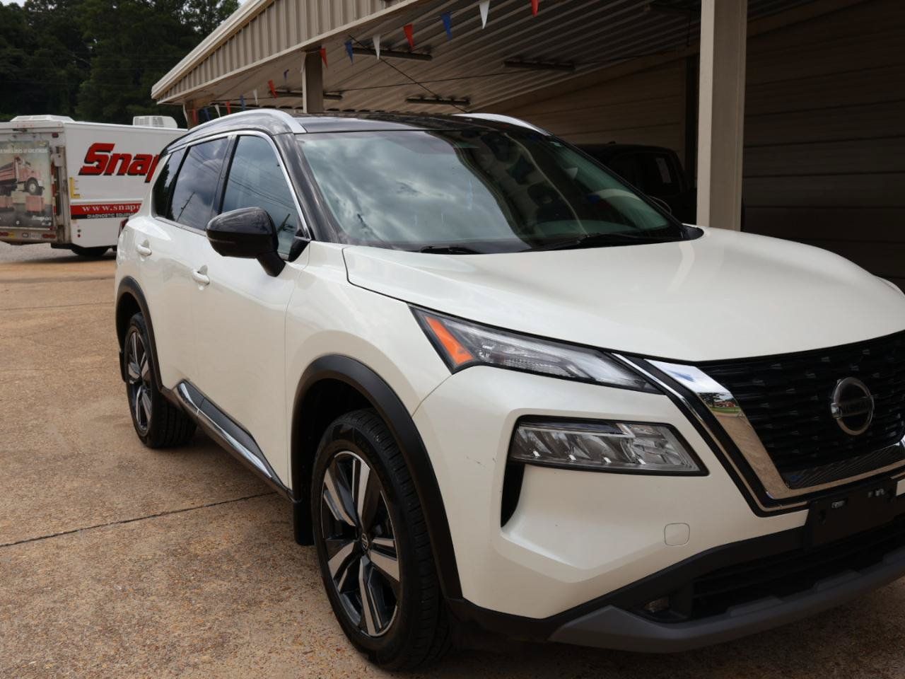 Used 2021 Nissan Rogue SL AWD/4WD image 4