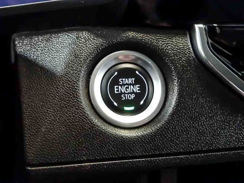 Certified 2024 Chevrolet Colorado Trail Boss w/ Technology Package AWD/4WD image 20