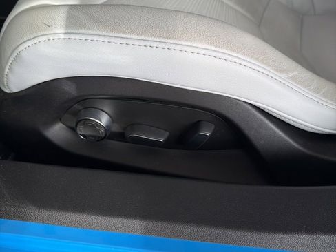 Used 2020 Chevrolet Corvette Stingray w/ 3LT Preferred Equipment Group image 13