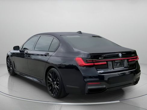 Used 2021 BMW 750i xDrive w/ Luxury Rear Seating Package AWD/4WD image 21