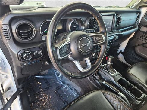Used 2021 Jeep Wrangler Unlimited Sahara AWD/4WD image 10