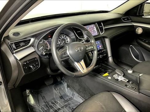 Used 2019 INFINITI QX50 Essential w/ Premium Heat Package image 13