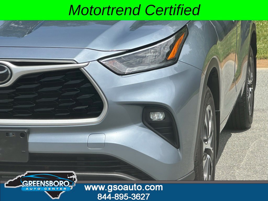 Used 2020 Toyota Highlander XLE AWD/4WD image 46