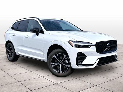 New 2026 Volvo XC60 B5 Core w/ Climate Package AWD/4WD image 2