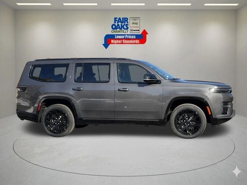 New 2026 Jeep Grand Wagoneer Limited AWD/4WD image 4