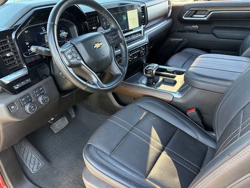 Certified 2024 Chevrolet Silverado 1500 High Country w/ Technology Package AWD/4WD image 19