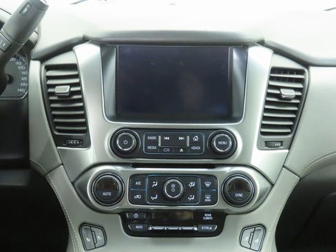 Used 2019 Chevrolet Tahoe LT image 14