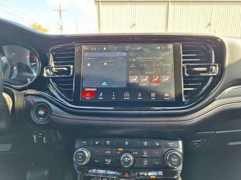 Used 2023 Dodge Durango GT image 17