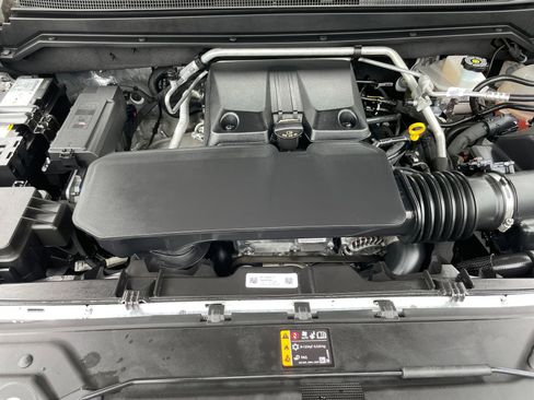 Used 2025 Chevrolet Colorado ZR2 image 20