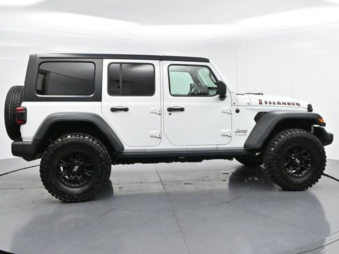 Used 2021 Jeep Wrangler Unlimited Sport AWD/4WD image 8