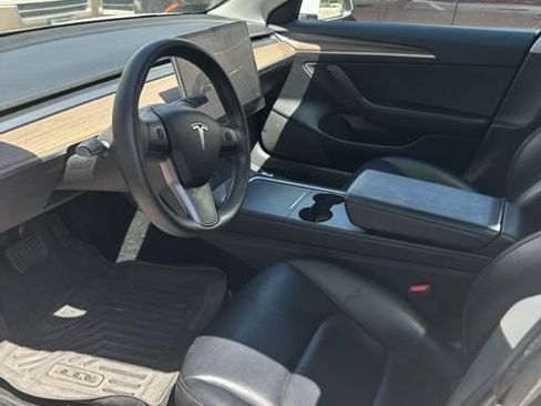 Used 2022 Tesla Model 3 Long Range AWD/4WD image 5