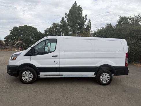 Used 2025 Ford Transit 250 Low Roof w/ Exterior Upgrade Package RWD image 2