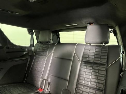 Used 2021 Cadillac Escalade Sport Platinum AWD/4WD image 23
