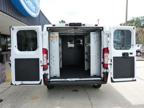 Used 2025 RAM ProMaster 2500 w/ U-Haul Equipment Group FWD image 14