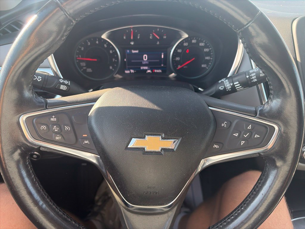 Used 2020 Chevrolet Equinox LT FWD image 21