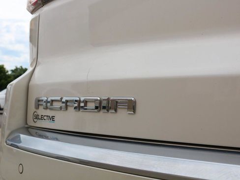 Used 2015 GMC Acadia Denali AWD/4WD image 17