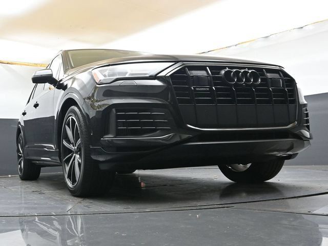 Used 2023 Audi Q7 3.0T Prestige w/ Prestige Package AWD/4WD image 36