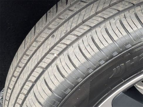 Used 2023 Buick Encore GX Select w/ Sport Touring Package image 10