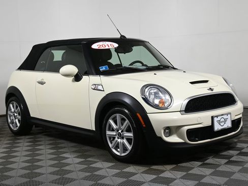 Used 2015 MINI Cooper S image 9