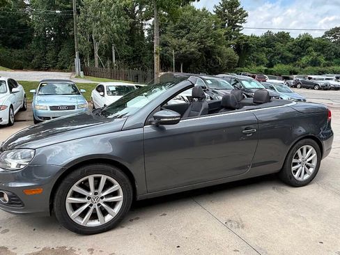 Used 2012 Volkswagen Eos Komfort FWD image 4