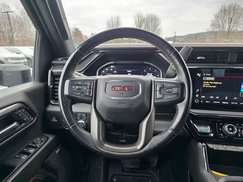 Used 2024 GMC Sierra 2500 AT4 w/ AT4 Preferred Package image 25