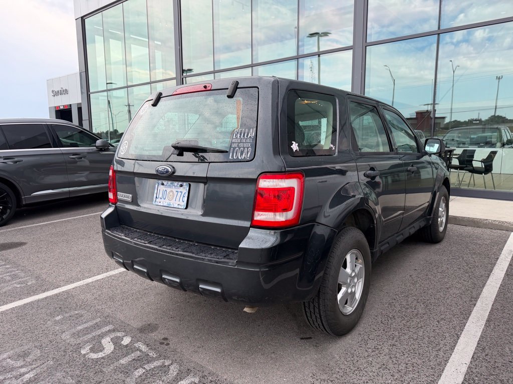 Used 2009 Ford Escape XLS FWD image 4