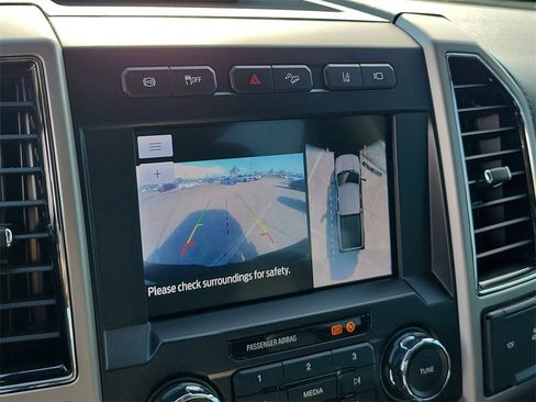 Used 2021 Ford F250 Lariat w/ Lariat Ultimate Package image 27