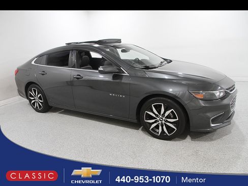 Used 2018 Chevrolet Malibu LT w/ Leather Package FWD image 1