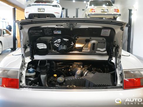 Used 2004 Porsche 911 Carrera RWD image 39