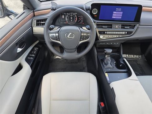 New 2025 Lexus ES 350 w/ Premium Package image 20