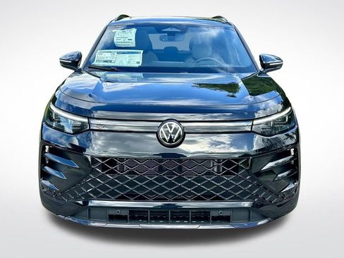 New 2026 Volkswagen Tiguan SE R-Line AWD/4WD image 2