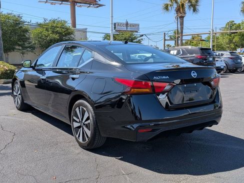 Used 2022 Nissan Altima 2.5 SV image 8