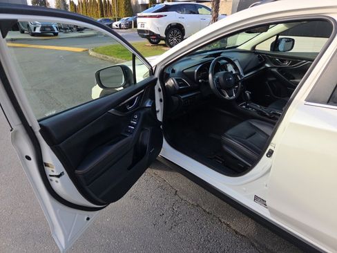 Used 2020 Subaru Crosstrek 2.0i Limited w/ Moonroof Package w/Navigation image 10