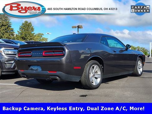Used 2023 Dodge Challenger SXT image 7