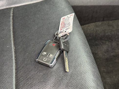 Used 2016 GMC Sierra 1500 SLT w/ SLT Preferred Package image 48