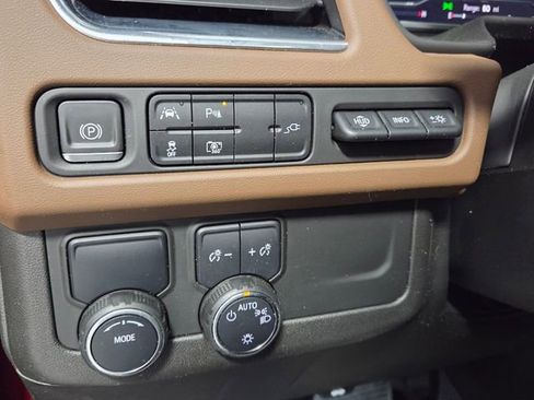 Used 2022 Chevrolet Tahoe High Country w/ Premium Package 2 image 29