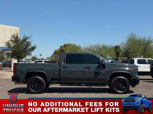 Used 2026 Chevrolet Silverado 2500 LTZ w/ LTZ Plus Package AWD/4WD image 4